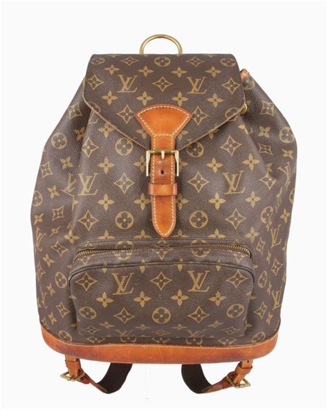 mochila tiburón louis vuitton|louis vuitton montsouris.